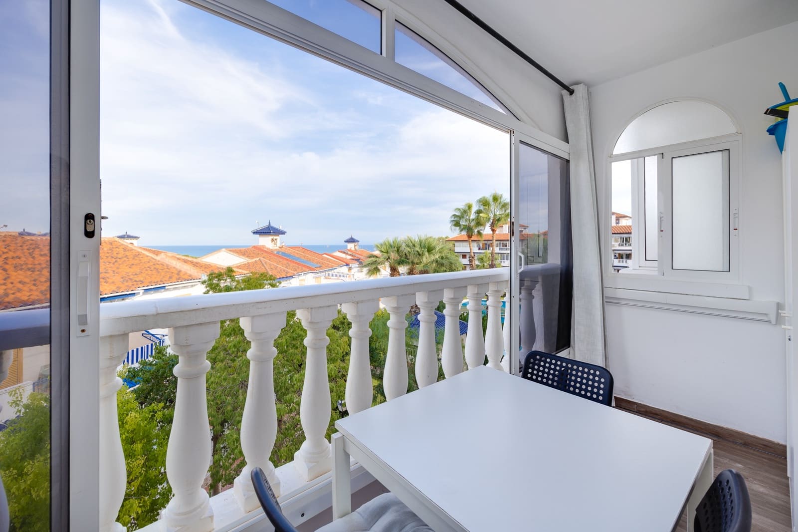 1 soveværelse Studio til salg i Torrevieja med swimmingpool - € 124.900 (Ref: 9376415)