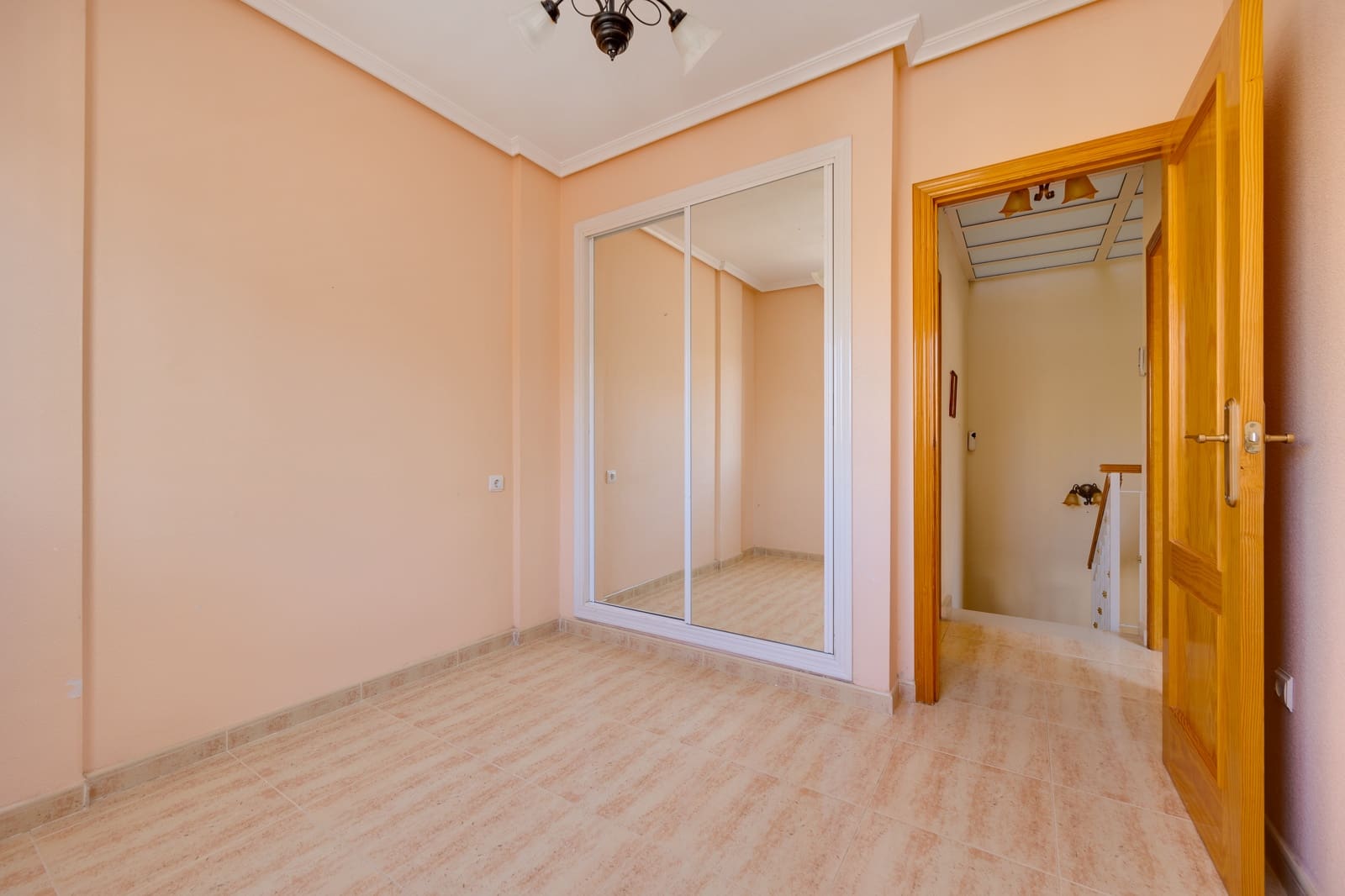 3 quarto Casa em Banda para venda em Orihuela Costa com piscina - 189 000 € (Ref: 9726197)