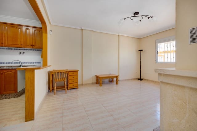 3 slaapkamer Huis te koop in Playa Flamenca, Orihuela met zwembad - € 189.000 (Ref: 9726197)