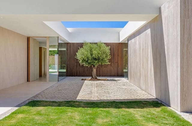 4 sypialnia Willa na sprzedaż w Sotogrande, San Roque z basenem garażem - 2 490 000 € (Ref: 10012938)