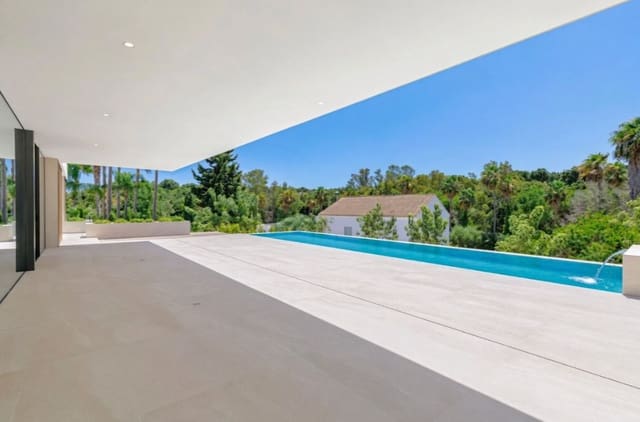4 sypialnia Willa na sprzedaż w Sotogrande, San Roque z basenem garażem - 2 490 000 € (Ref: 10012938)