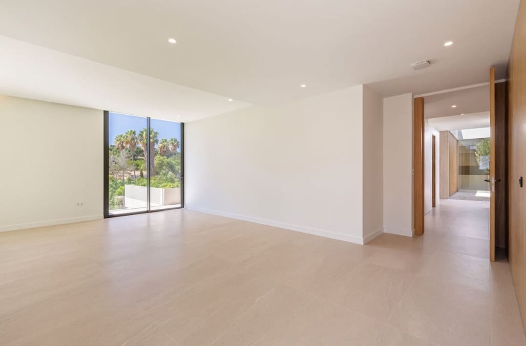 4 sypialnia Willa na sprzedaż w Sotogrande z basenem garażem - 2 490 000 € (Ref: 10012938)