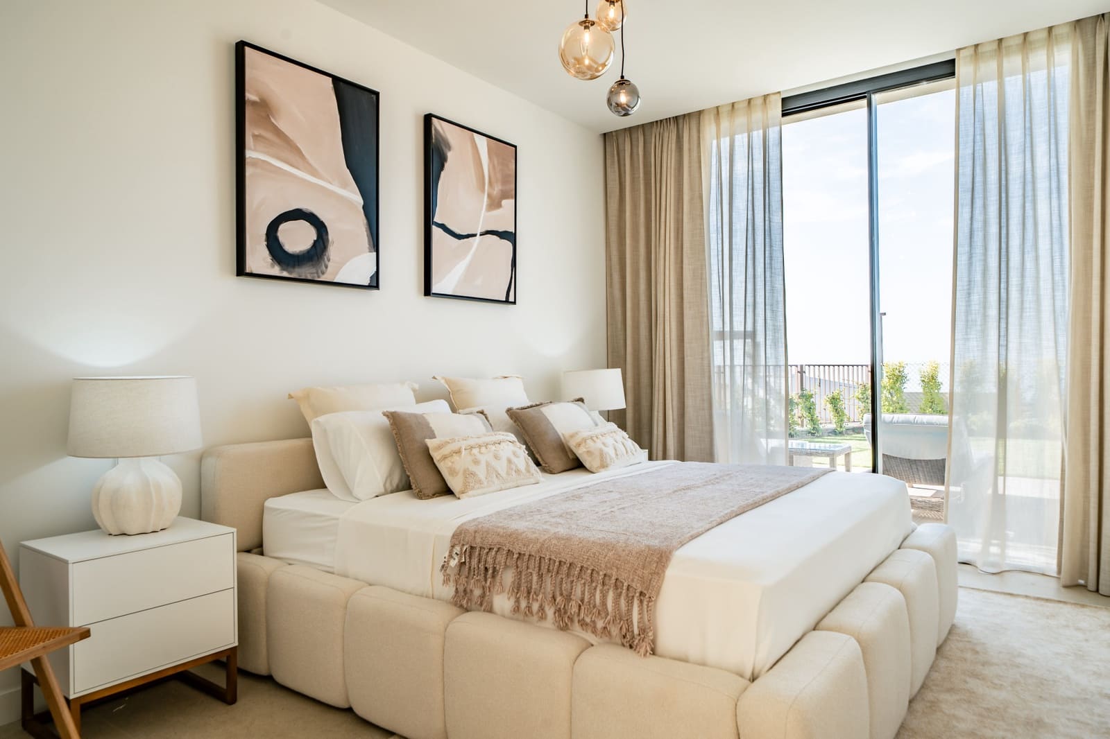 3 bedroom Villa for sale in Benahavis with pool garage - € 2,200,000 (Ref: 10015154)