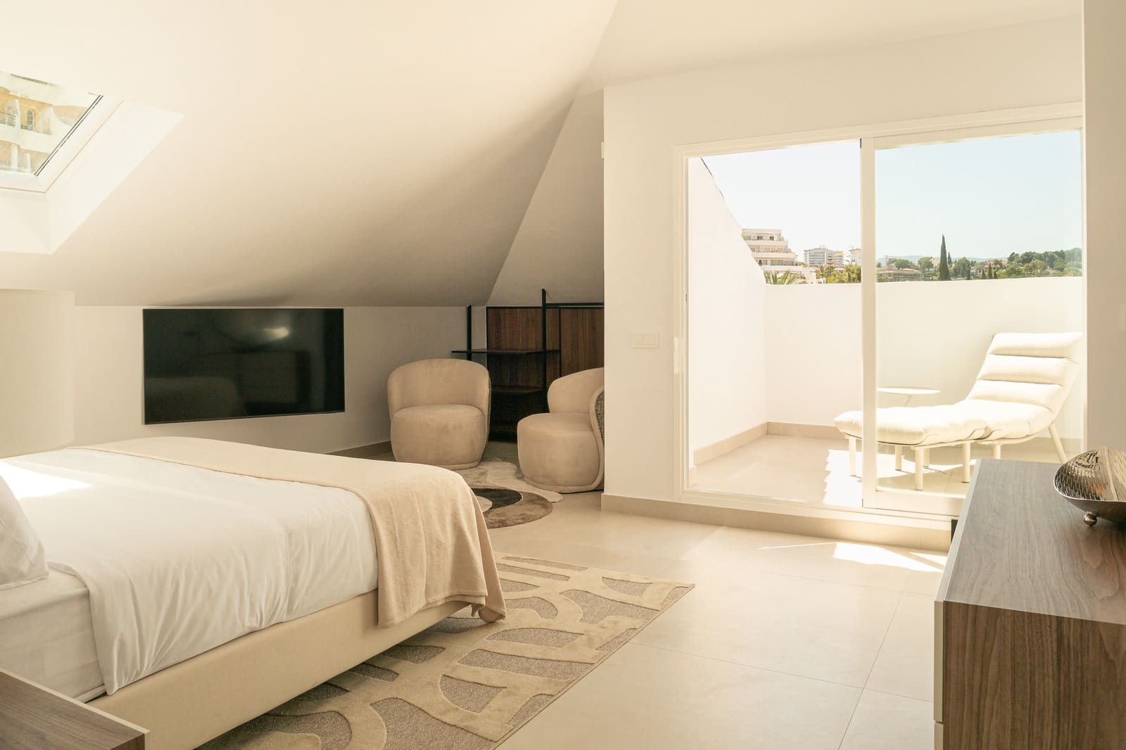 3 quarto Penthouse para venda em Marbella com piscina garagem - 1 375 000 € (Ref: 10018310)