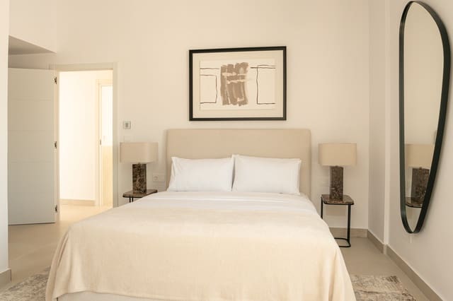 3 quarto Penthouse para venda em Marbella com piscina garagem - 1 375 000 € (Ref: 10018310)