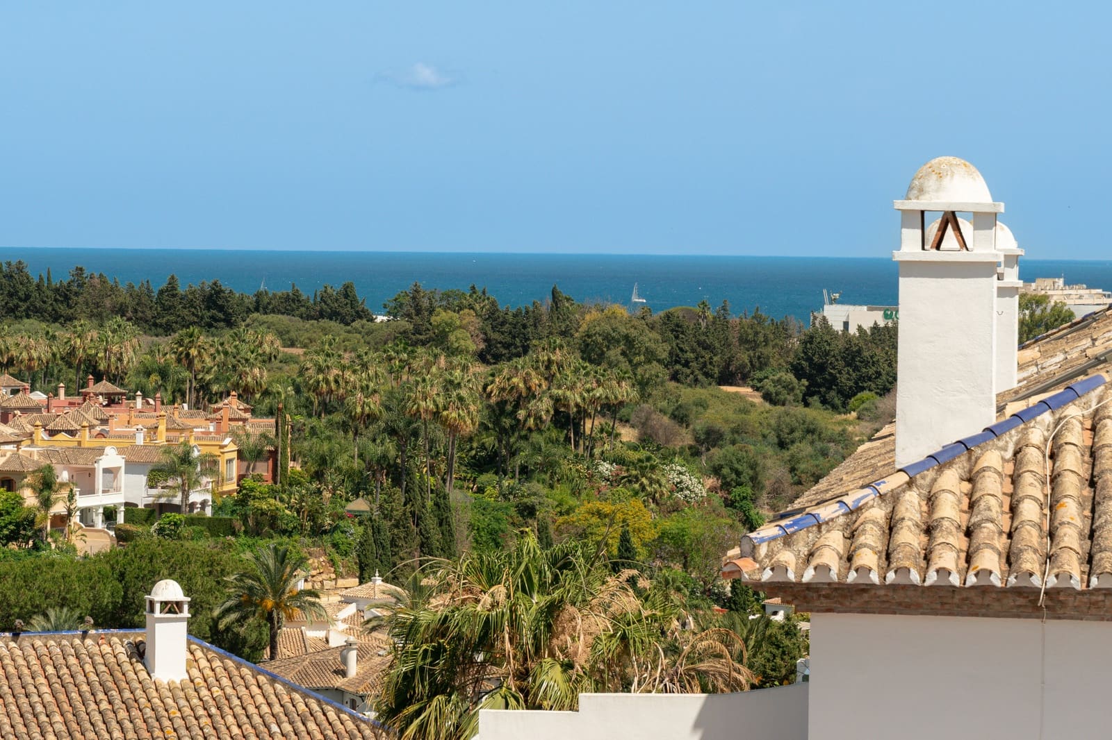 3 quarto Penthouse para venda em Marbella com piscina garagem - 1 375 000 € (Ref: 10018310)