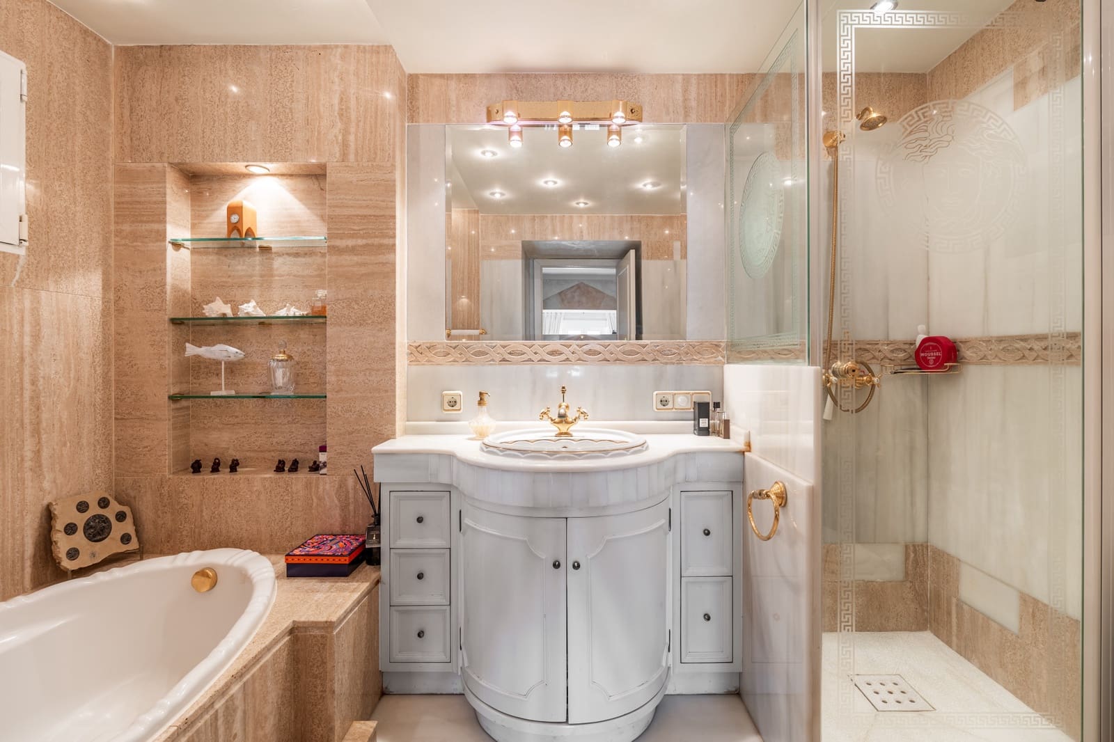 3 slaapkamer Villa te koop in Marbella met zwembad garage - € 1.490.000 (Ref: 10025206)