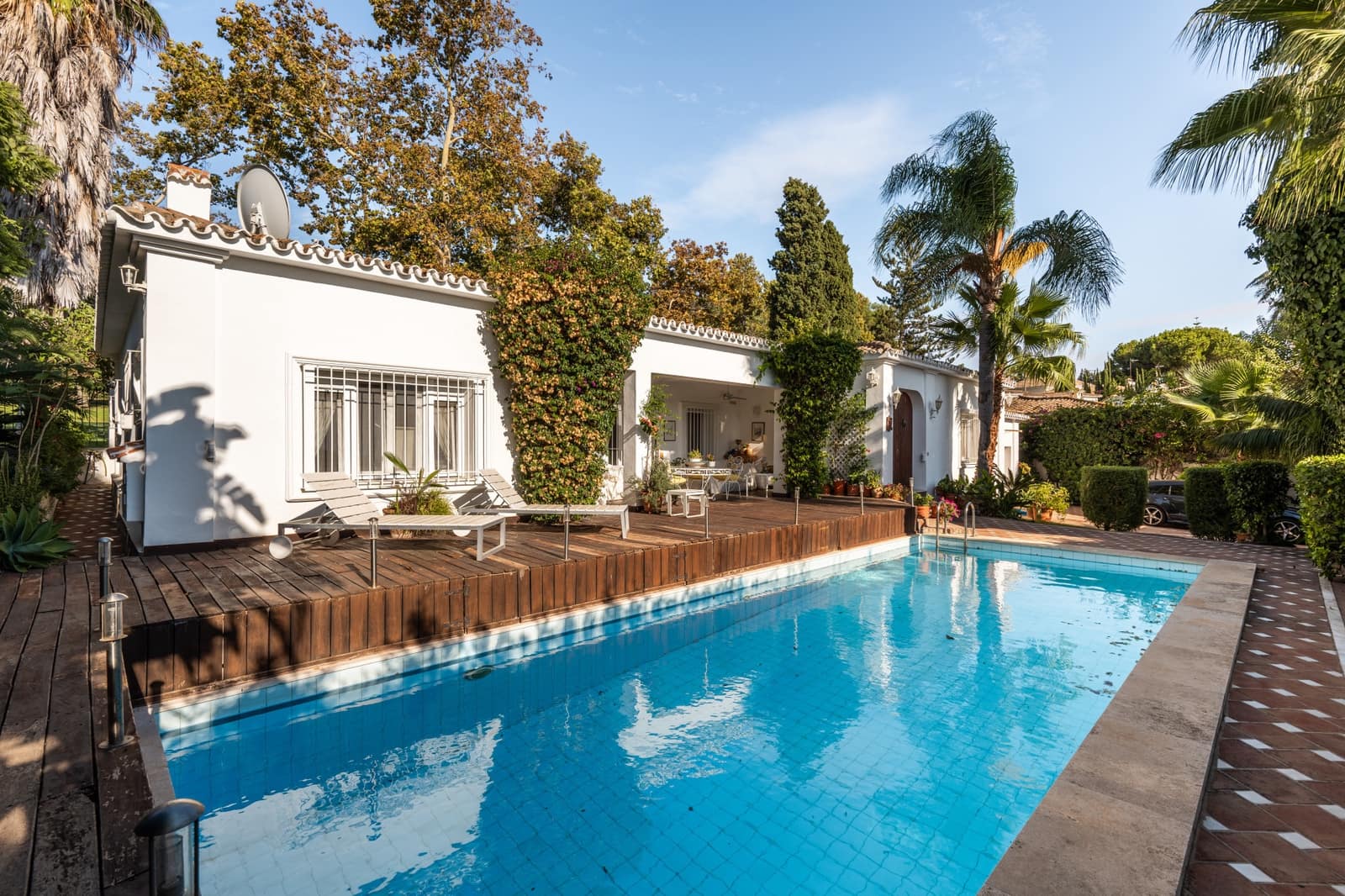 3 slaapkamer Villa te koop in Marbella met zwembad garage - € 1.490.000 (Ref: 10025206)