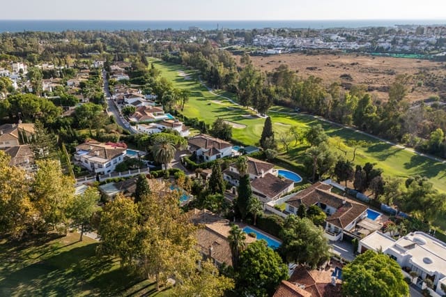 3 slaapkamer Villa te koop in Marbella met zwembad garage - € 1.490.000 (Ref: 10025206)