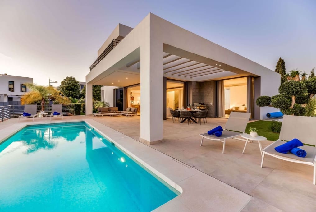 3 soveværelse Villa til salg i Cancelada med swimmingpool garage - € 2.450.000 (Ref: 10026918)
