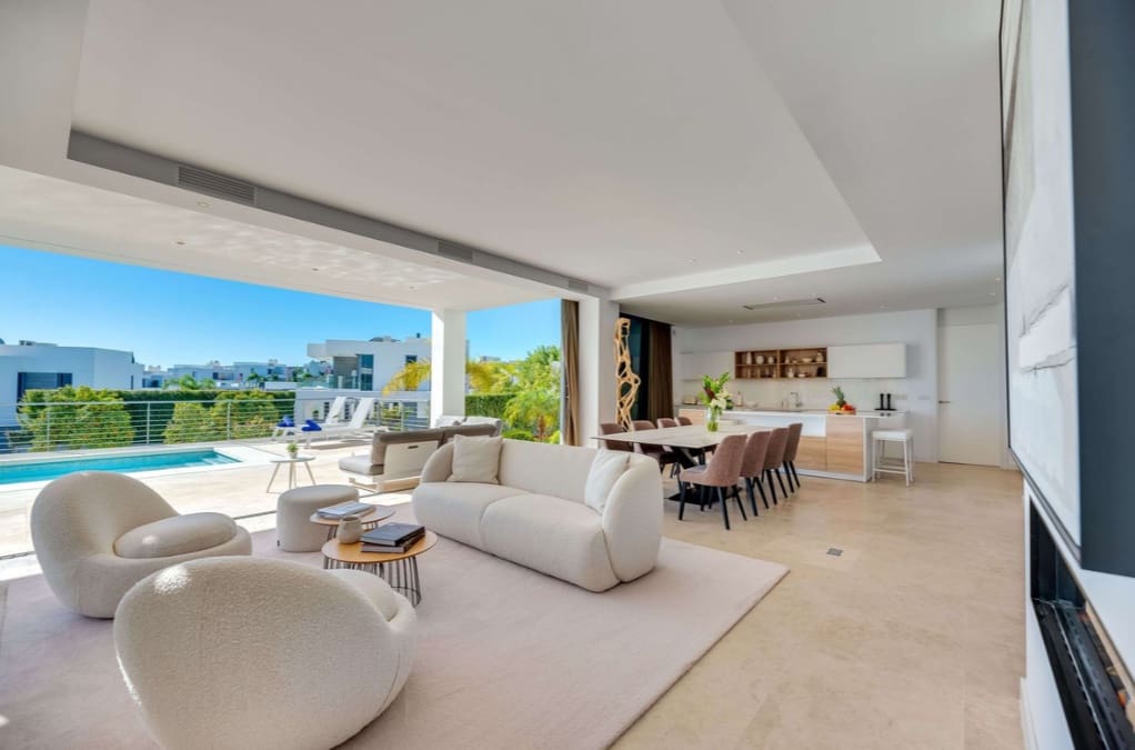 3 soveværelse Villa til salg i Cancelada med swimmingpool garage - € 2.450.000 (Ref: 10026918)