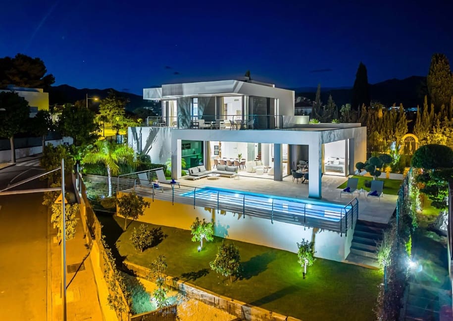 3 soveværelse Villa til salg i Cancelada med swimmingpool garage - € 2.450.000 (Ref: 10026918)
