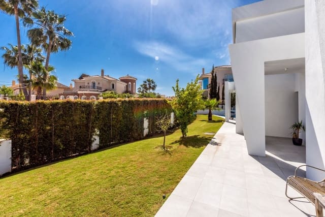 4 chambre Villa/Maison à vendre à Marbella avec piscine garage - 1 700 000 € (Ref: 10035000)