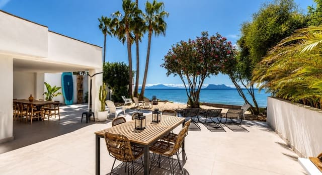 6 bedroom Villa for sale in Bahía Dorada, Estepona with pool - € 2,495,000 (Ref: 10035002)