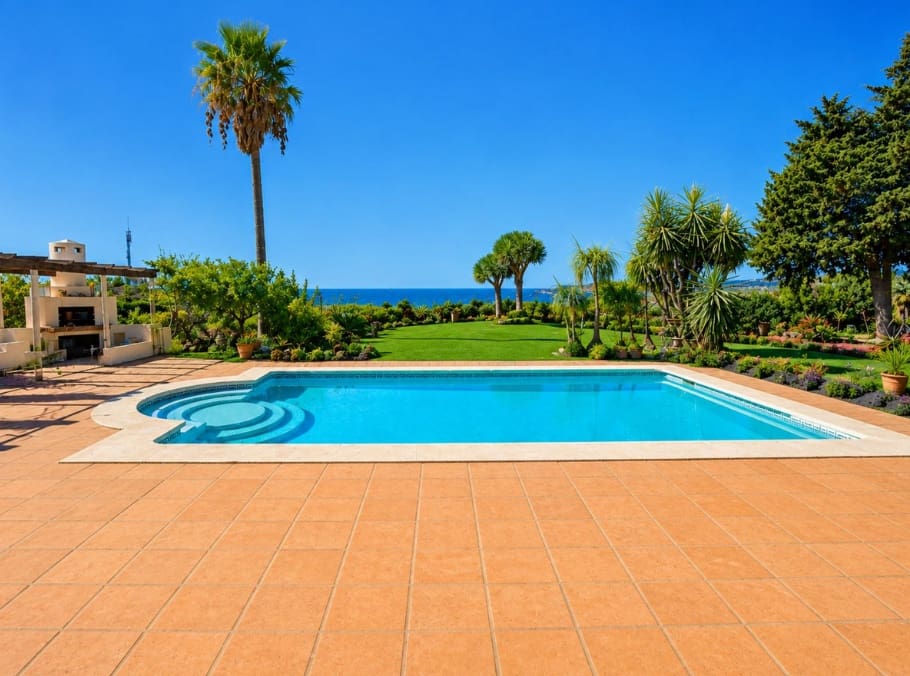 4 camera da letto Villa in vendita in Estepona con piscina garage - 1.740.000 € (Rif: 10035003)