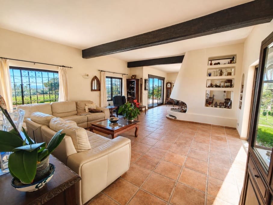 4 camera da letto Villa in vendita in Estepona con piscina garage - 1.740.000 € (Rif: 10035003)