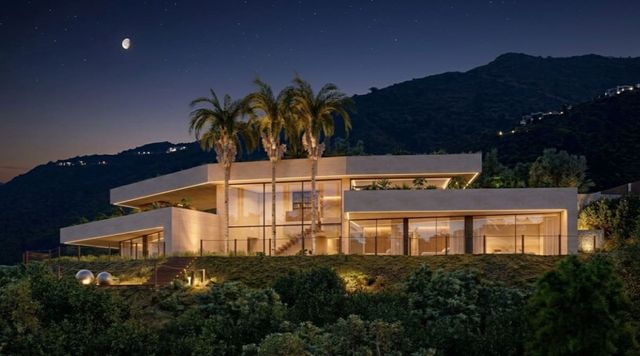 3 quarto Moradia para venda em Marbella com piscina garagem - 2 875 000 € (Ref: 10035009)