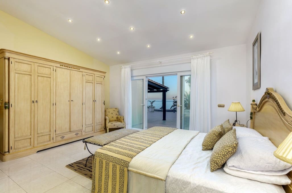5 sovrum Villa till salu i Marbella med pool garage - 4 995 000 € (Ref: 10037079)