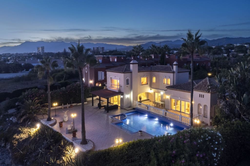 5 sovrum Villa till salu i Marbella med pool garage - 4 995 000 € (Ref: 10037079)