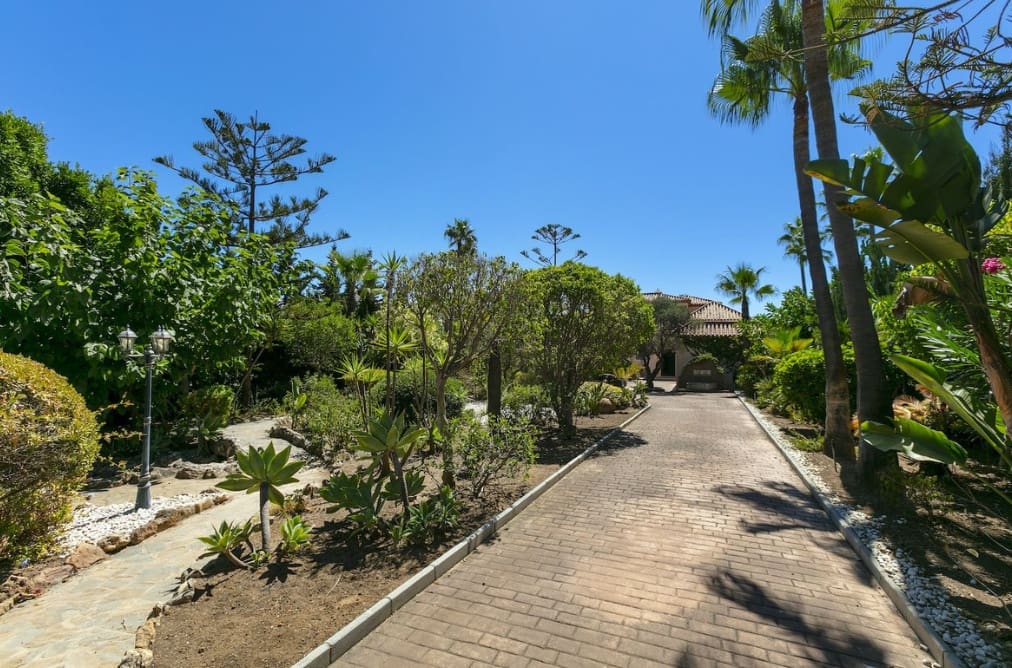 5 sovrum Villa till salu i Marbella med pool garage - 4 995 000 € (Ref: 10037079)