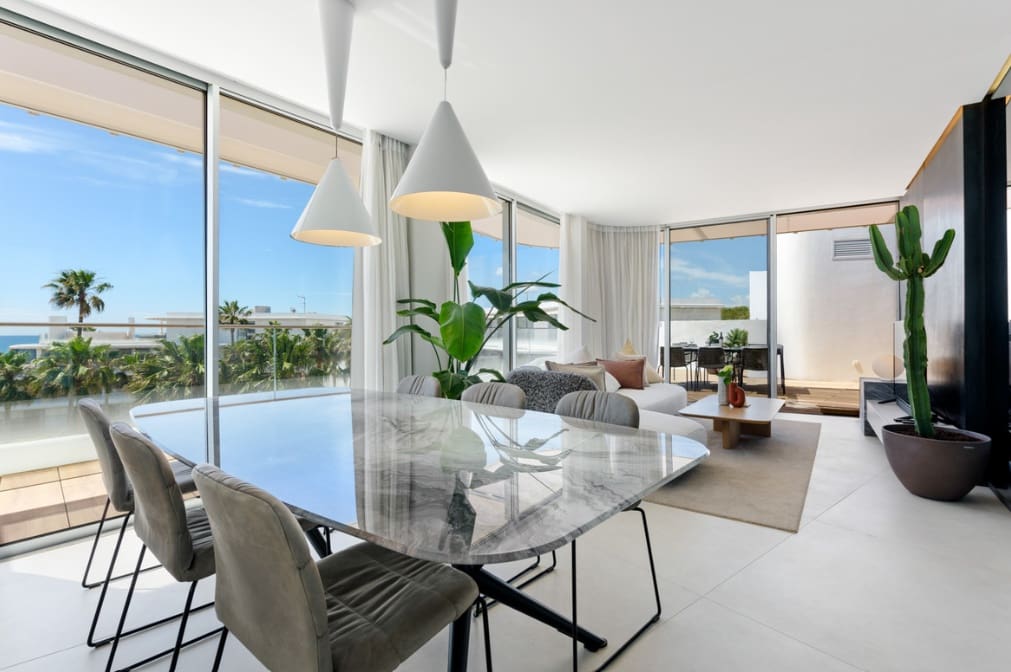3 soverom Penthouse til salgs i Estepona med svømmebasseng garasje - € 2 490 000 (Ref: 10037080)