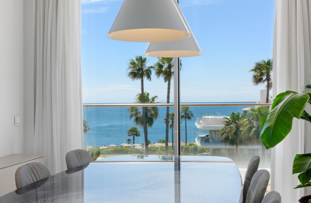 3 soverom Penthouse til salgs i Estepona med svømmebasseng garasje - € 2 490 000 (Ref: 10037080)