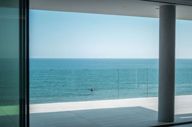 4 quarto Penthouse para venda em Estepona com piscina garagem - 4 650 000 € (Ref: 10037081)
