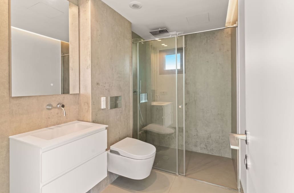 4 quarto Penthouse para venda em Estepona com piscina garagem - 4 650 000 € (Ref: 10037081)