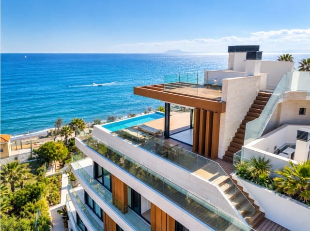 4 quarto Penthouse para venda em Estepona com piscina garagem - 4 650 000 € (Ref: 10037081)