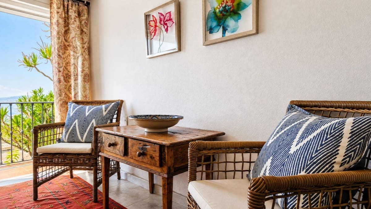3 Zimmer Villa zu verkaufen in Bahia de Casares mit Pool Garage - 680.000 € (Ref: 10037082)