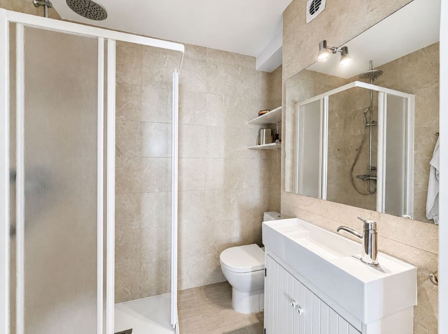 Apartamento de 3 habitaciones en Torreguadiaro en venta - 565.000 € (Ref: 10037084)