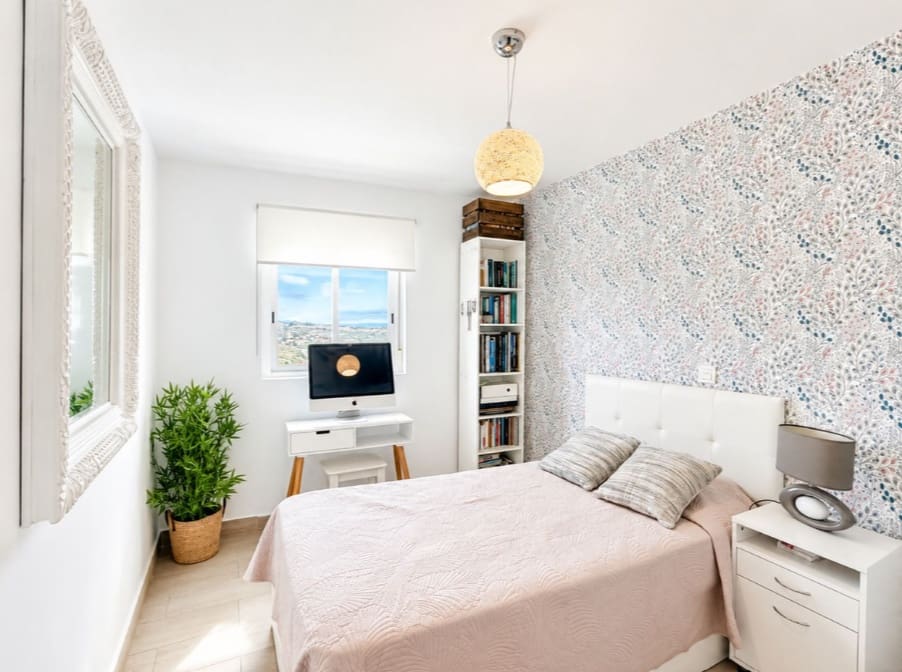 Apartamento de 3 habitaciones en Torreguadiaro en venta - 565.000 € (Ref: 10037084)