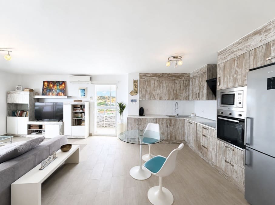 Apartamento de 3 habitaciones en Torreguadiaro en venta - 565.000 € (Ref: 10037084)