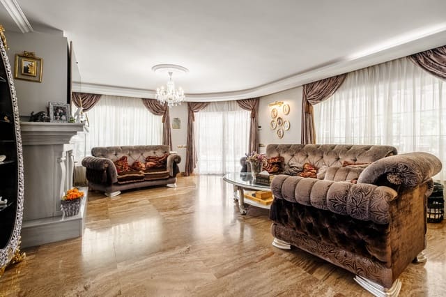 5 makuuhuone Huvila myytävänä paikassa Golden Mile, Marbella mukana uima-altaan 
autotalli - 3 900 000 € (Ref: 10049992)