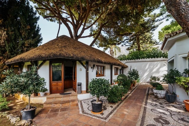 5 makuuhuone Huvila myytävänä paikassa Golden Mile, Marbella mukana uima-altaan 
autotalli - 3 900 000 € (Ref: 10049992)