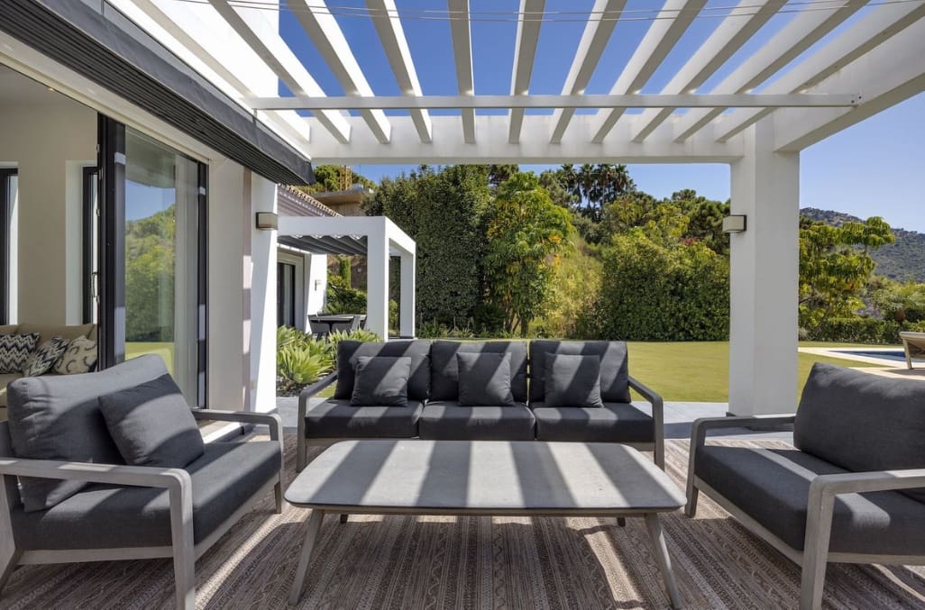 4 quarto Moradia para venda em Marbella com piscina garagem - 2 395 000 € (Ref: 10049993)