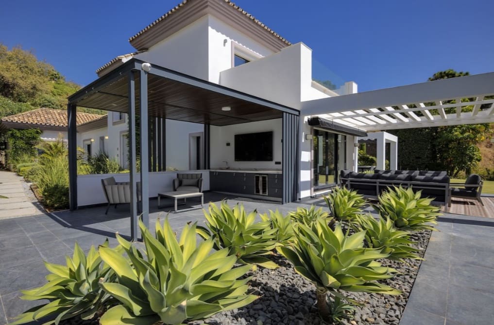4 quarto Moradia para venda em Marbella com piscina garagem - 2 395 000 € (Ref: 10049993)
