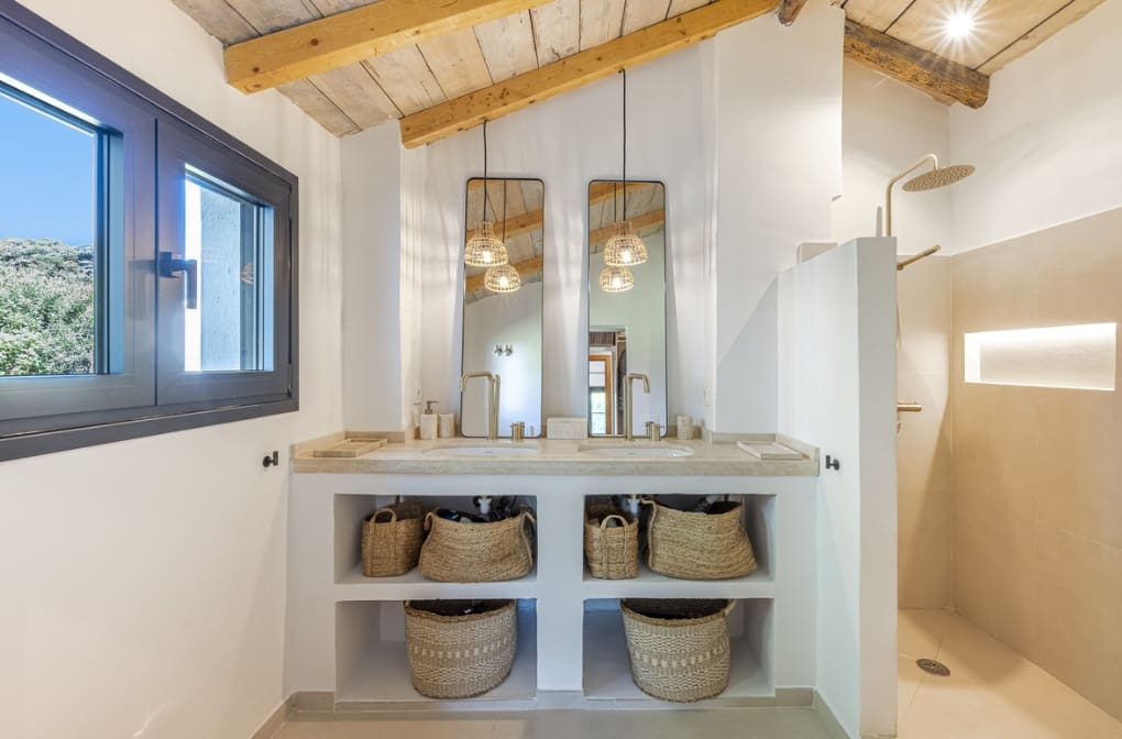 Chalet de 3 habitaciones en Marbella en venta con piscina garaje - 1.495.000 € (Ref: 10049995)