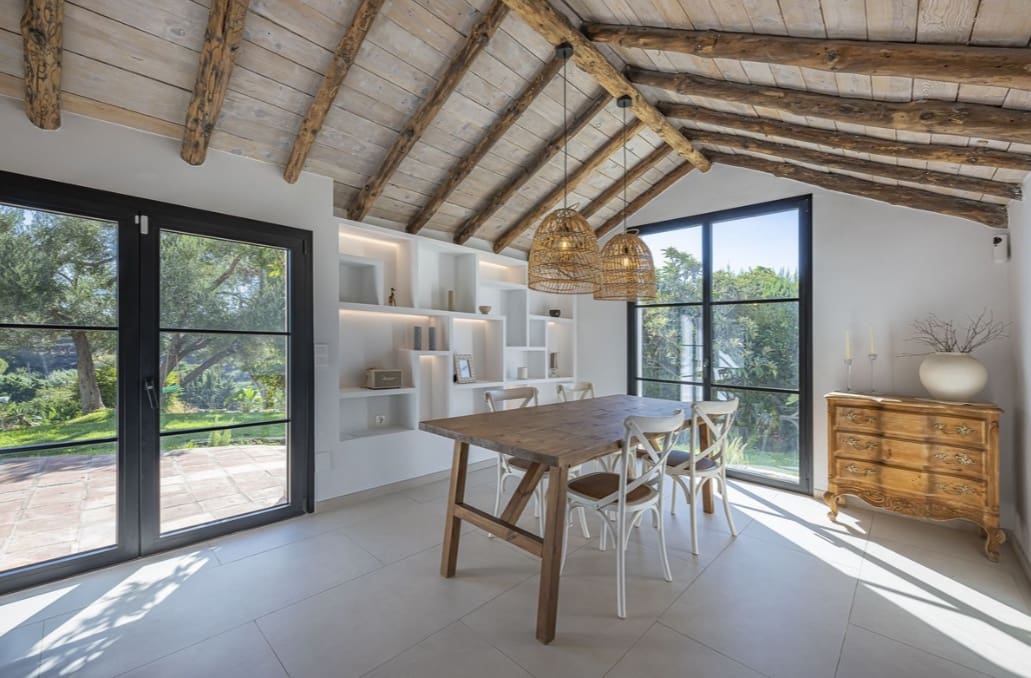 Chalet de 3 habitaciones en Marbella en venta con piscina garaje - 1.495.000 € (Ref: 10049995)