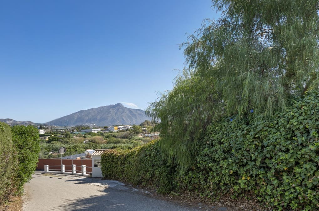 Chalet de 3 habitaciones en Marbella en venta con piscina garaje - 1.495.000 € (Ref: 10049995)