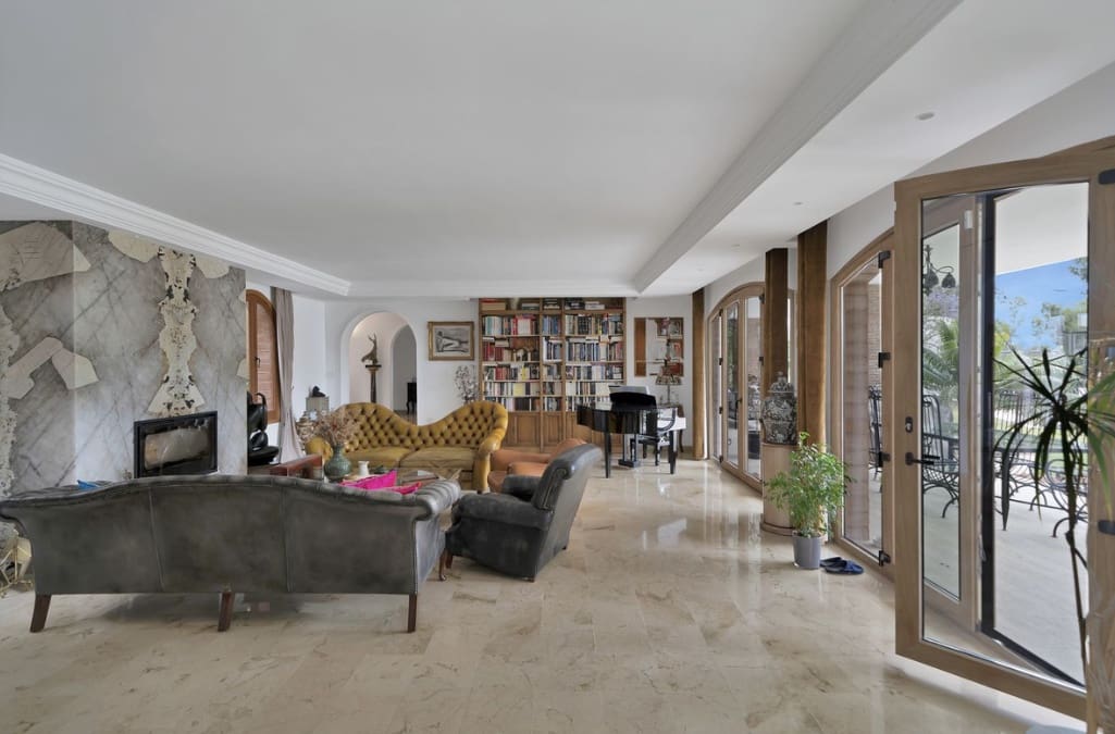 4 Zimmer Villa zu verkaufen in Marbella mit Pool Garage - 2.450.000 € (Ref: 10049996)