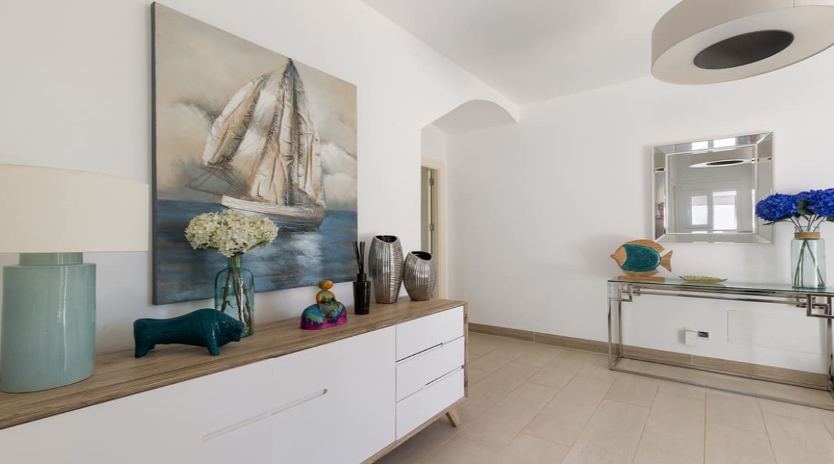4 bedroom Villa for sale in Manilva with pool - € 1,100,000 (Ref: 10049997)
