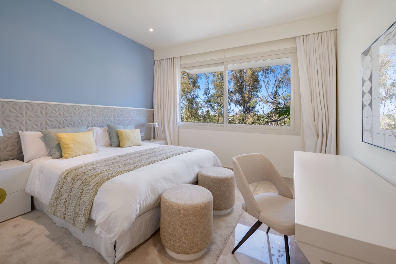 3 bedroom Apartment for sale in Golden Mile with pool garage - € 3,750,000 (Ref: 10049998)