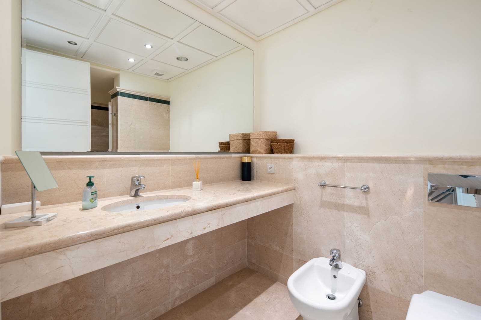 3 bedroom Apartment for sale in Golden Mile with pool garage - € 3,750,000 (Ref: 10049998)