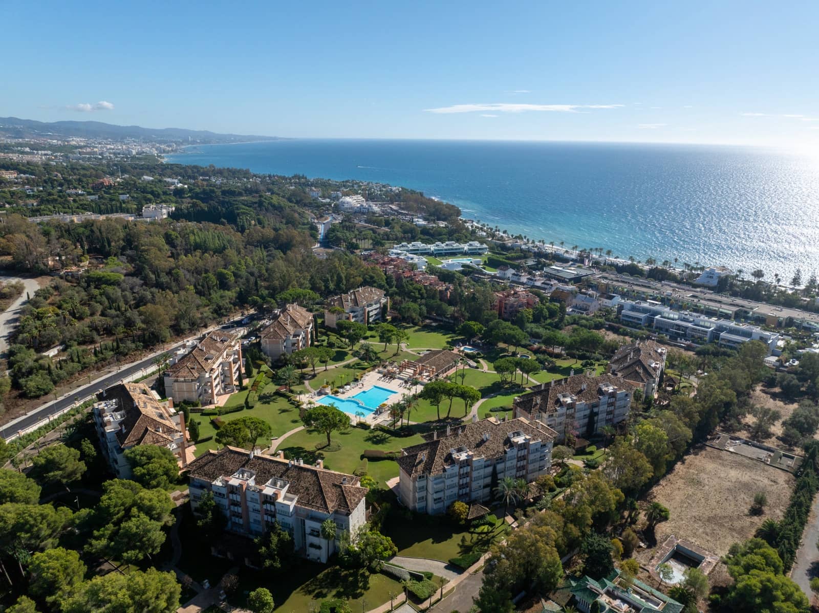 3 bedroom Apartment for sale in Golden Mile with pool garage - € 3,750,000 (Ref: 10049998)