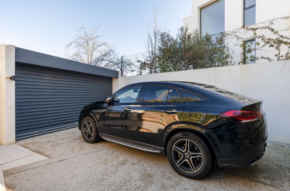 3 slaapkamer Villa te koop in Manilva met zwembad garage - € 1.395.000 (Ref: 10070413)