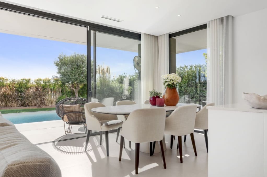 3 slaapkamer Villa te koop in Manilva met zwembad garage - € 1.395.000 (Ref: 10070413)