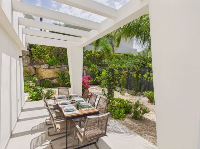 4 camera da letto Villa in vendita in Estepona con piscina garage - 1.150.000 € (Rif: 10070418)