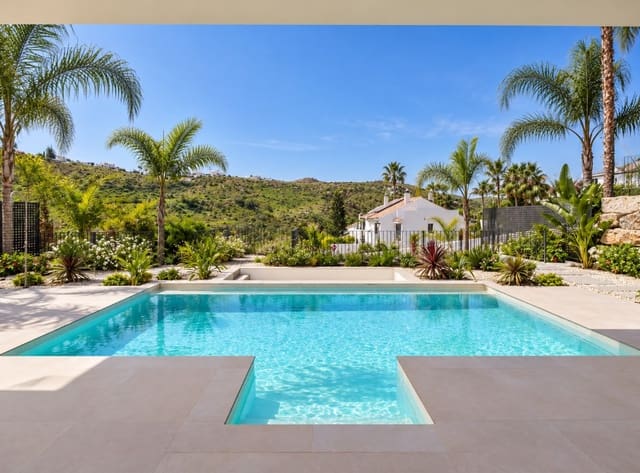 4 camera da letto Villa in vendita in Estepona con piscina garage - 1.150.000 € (Rif: 10070418)