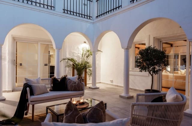 5 chambre Villa/Maison à vendre à Marbella avec piscine garage - 3 200 000 € (Ref: 10070419)